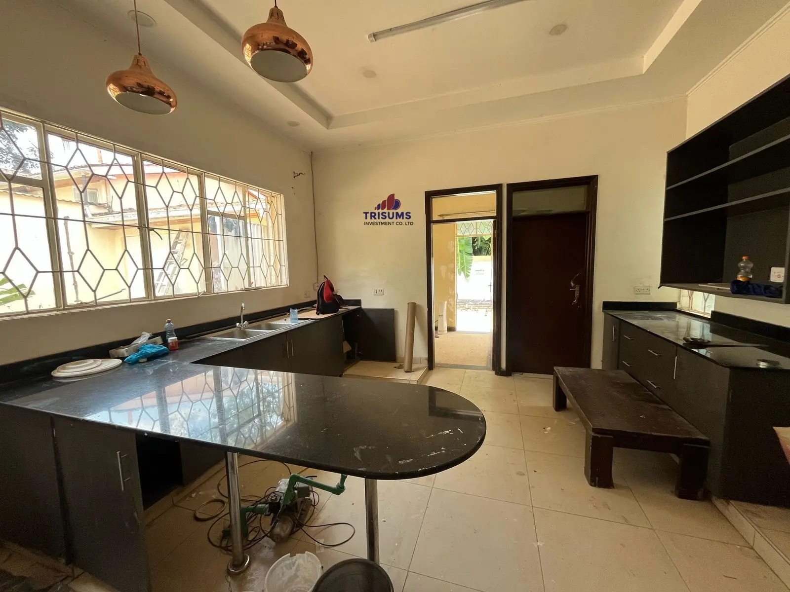 6 Bedroom Commercial Property To Let – Gigiri